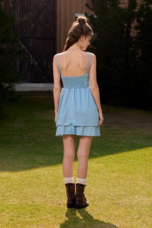 Vivian-blue-back